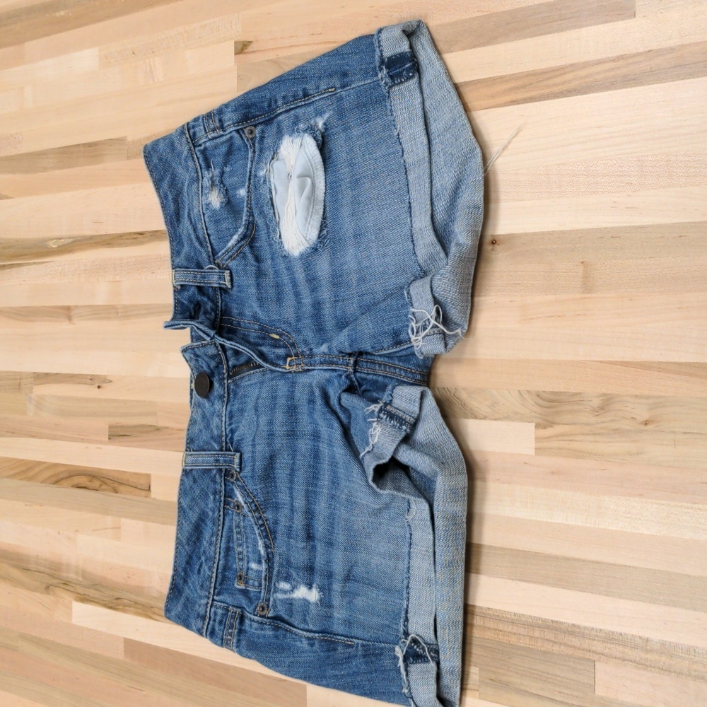 American Eagle Hi-Rise Shortie Denim Shorts Size 0 Light Wash Distressed